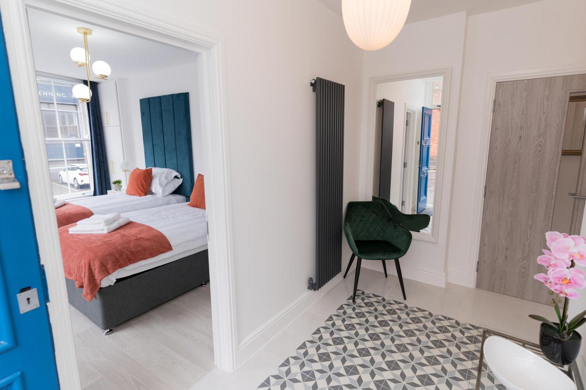 Luxurious 2 Bed Birmingham House Free Parking - Sleeps 6 Apartment Exterior photo